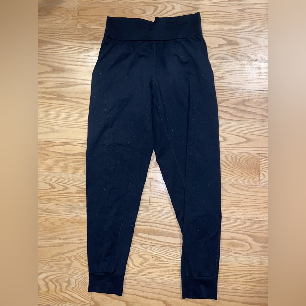 Under armour black thin stretchy joggers